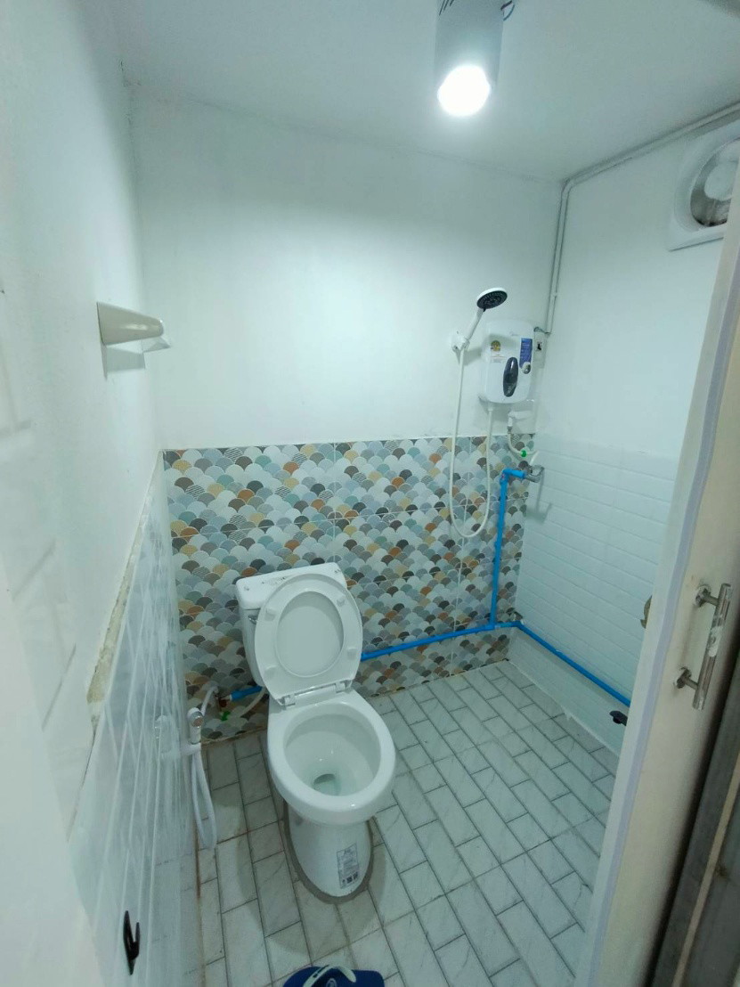 1 Bed Condo — photo 4