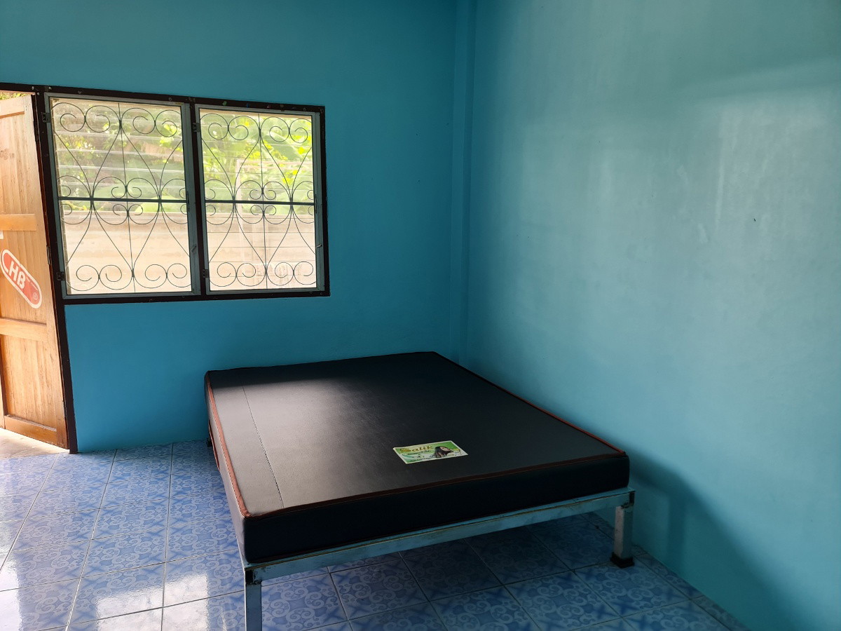 1 Bed Condo — photo 1