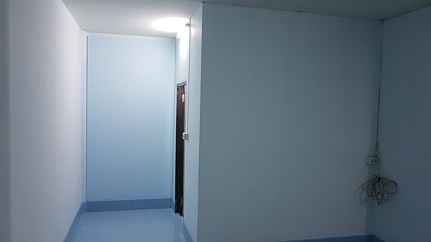 1 Bed Condo — photo 2