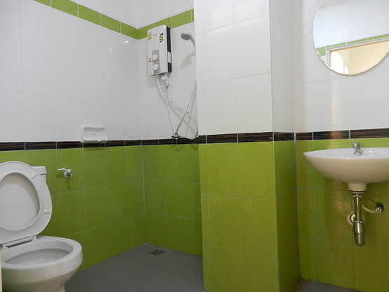 1 Bed Condo — photo 3