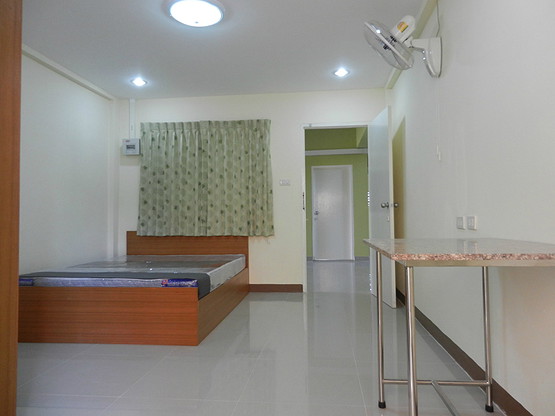 1 Bed Condo — photo 5