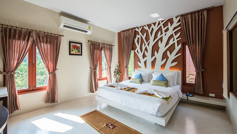 1 Bed Condo — photo 3