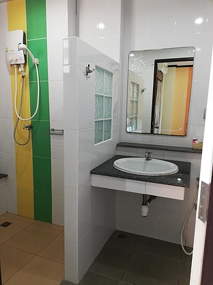 1 Bed Condo — photo 5