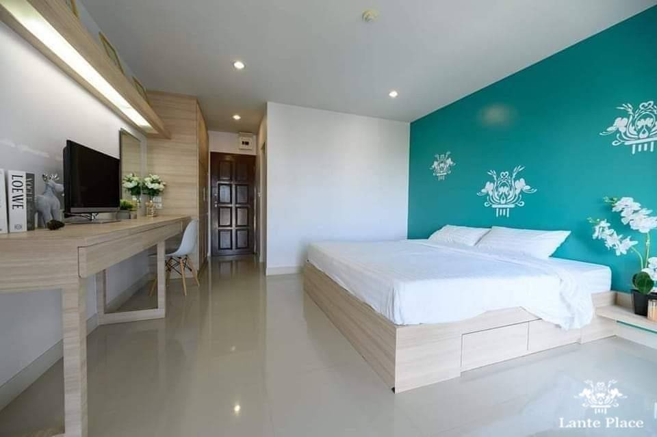 Condo — photo 2