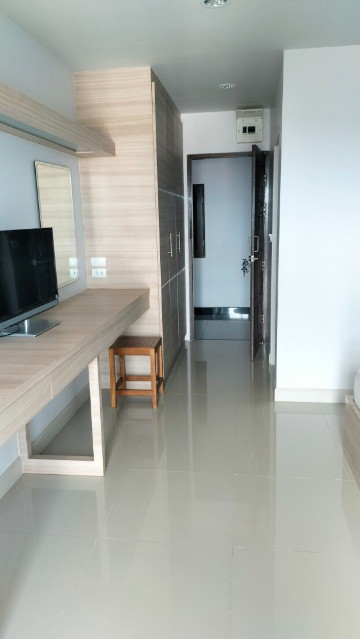 Condo — photo 3