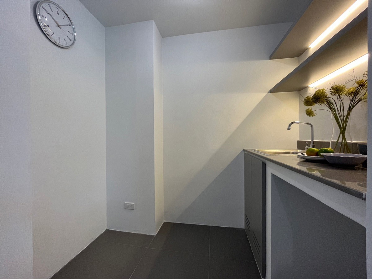 1 Bed Condo · Phra Khanong, bangkok — photo 3