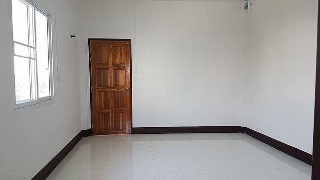 1 Bed Condo — photo 4