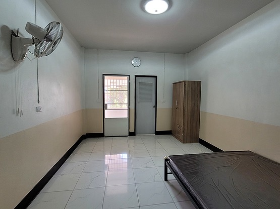 1 Bed Condo — photo 5