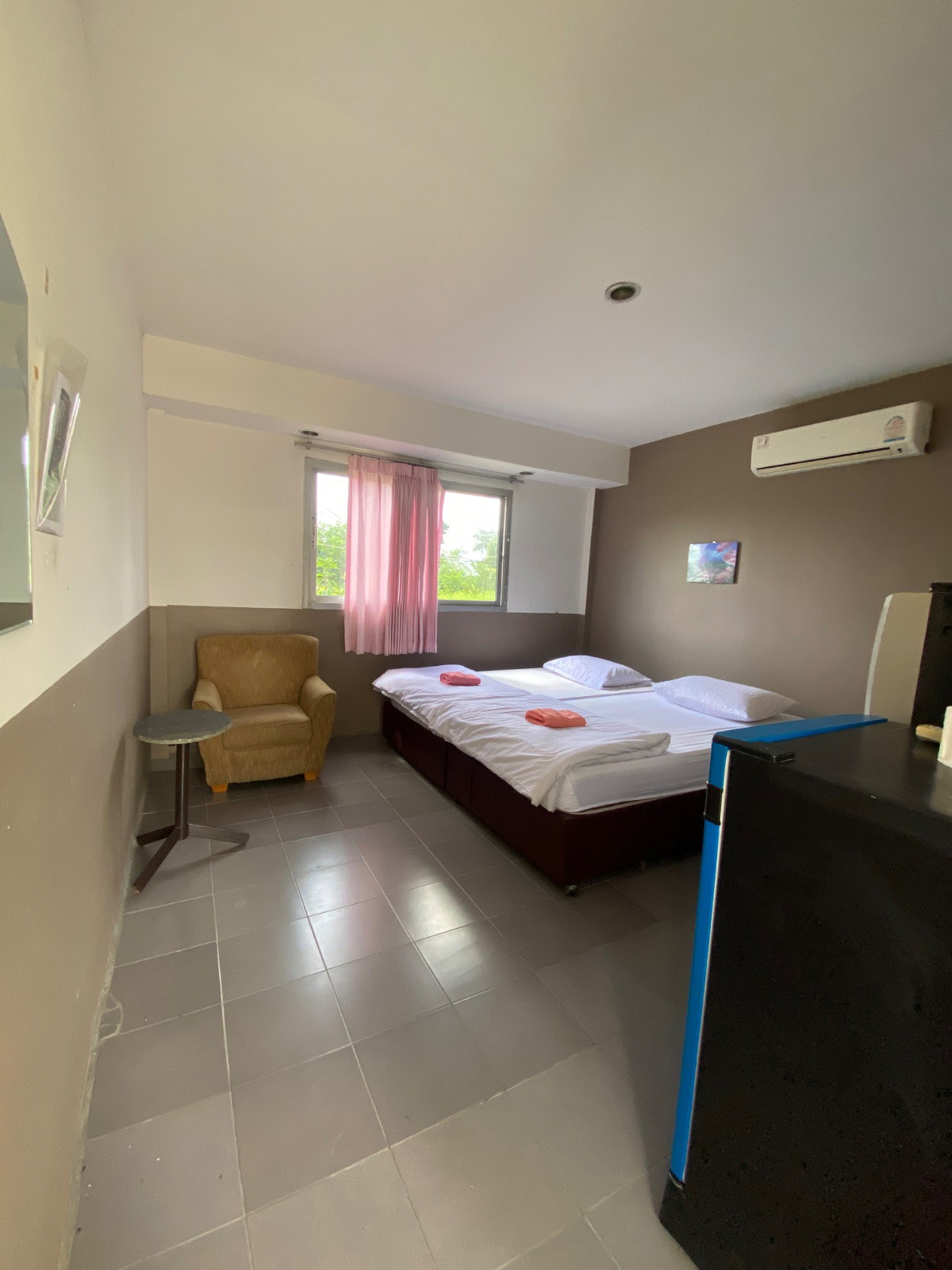 1 Bed Condo — photo 4