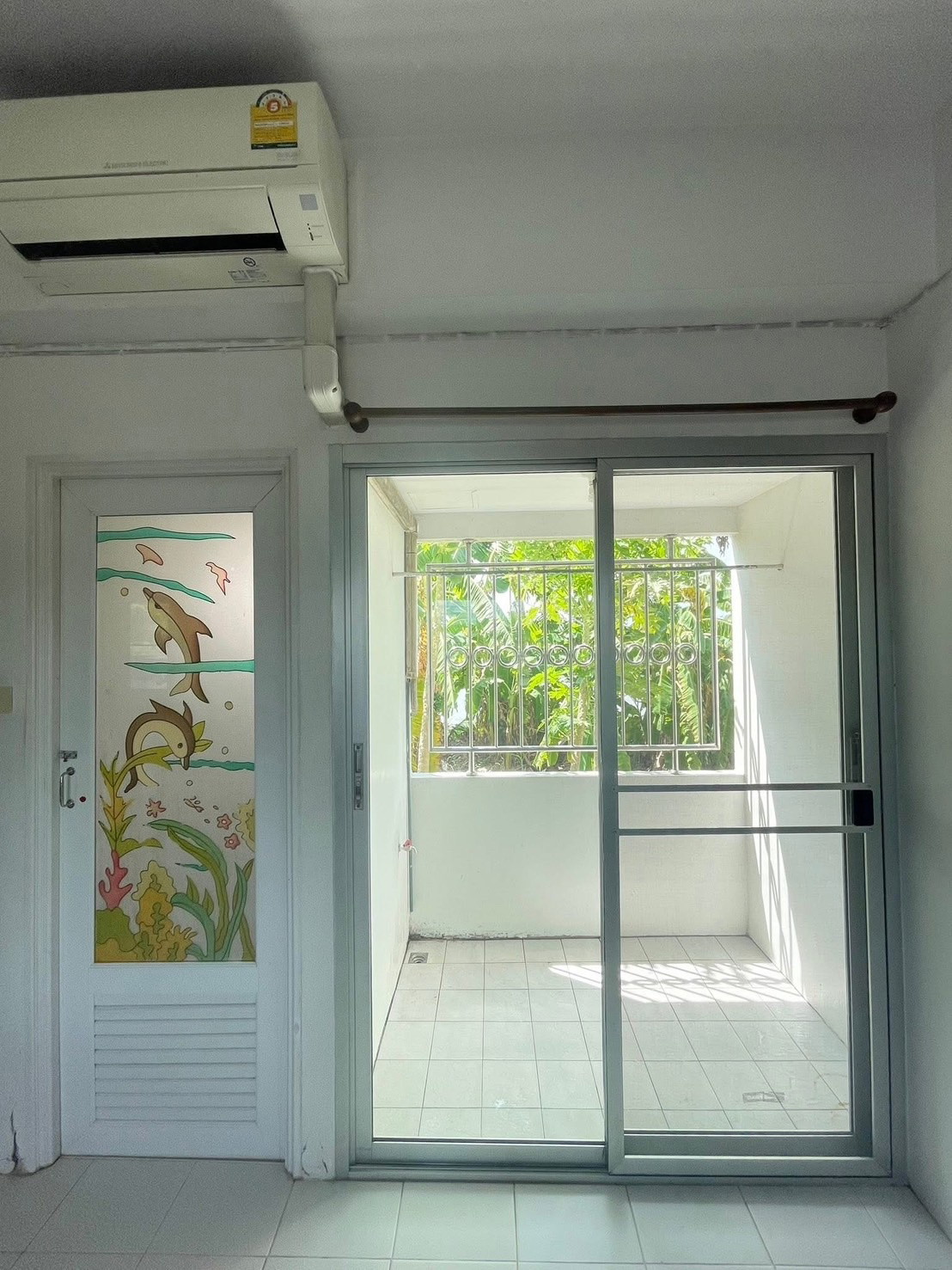 1 Bed Condo — photo 3