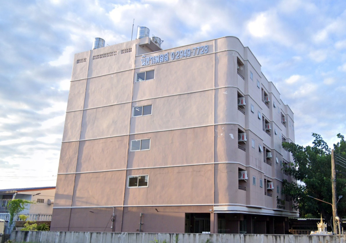 Condo · Khan Na Yao, bangkok — photo 1
