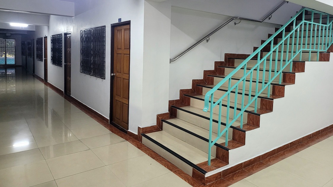 1 Bed Condo · Bang Khun Thian, bangkok — photo 5