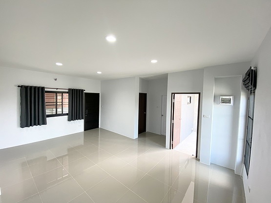 1 Bed Condo — photo 4