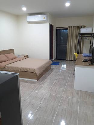 1 Bed Condo — photo 1