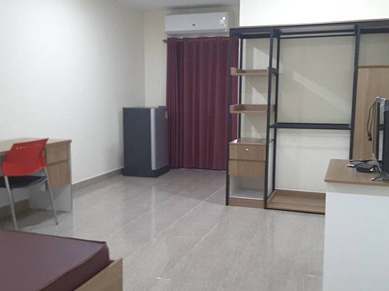 1 Bed Condo — photo 2