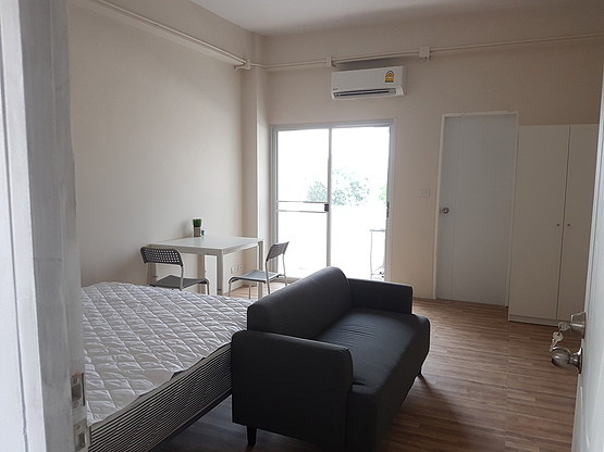Condo · Chom Thong, bangkok — photo 1