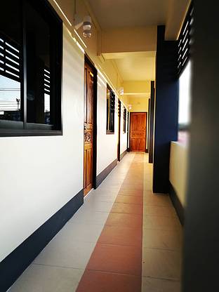 1 Bed Condo — photo 2