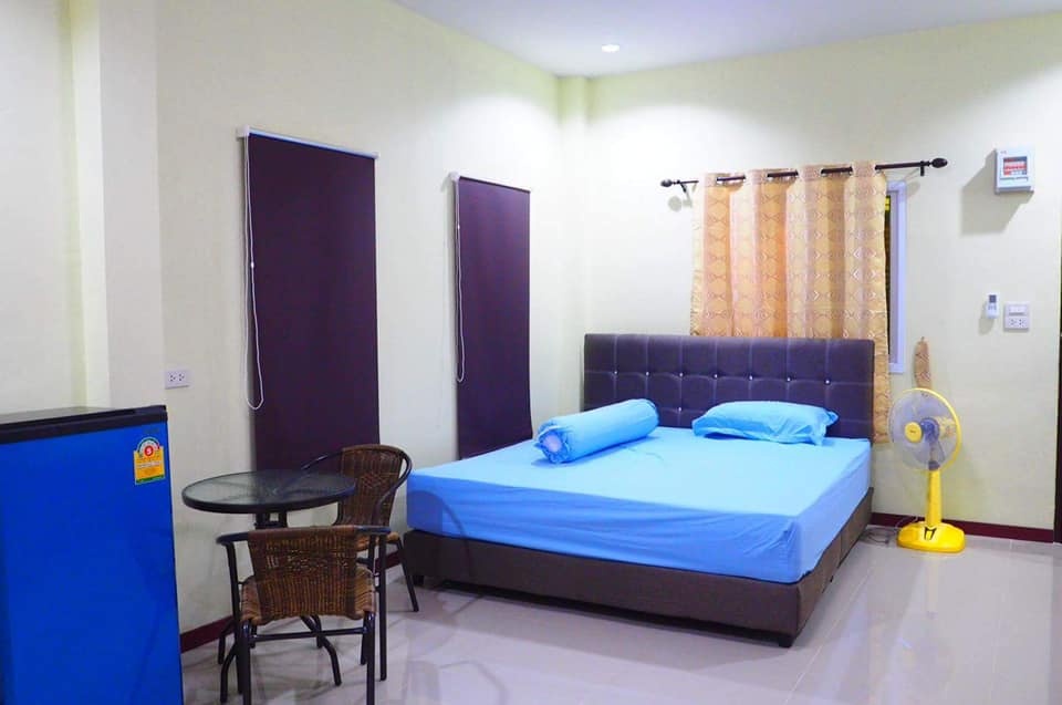 Condo — photo 1