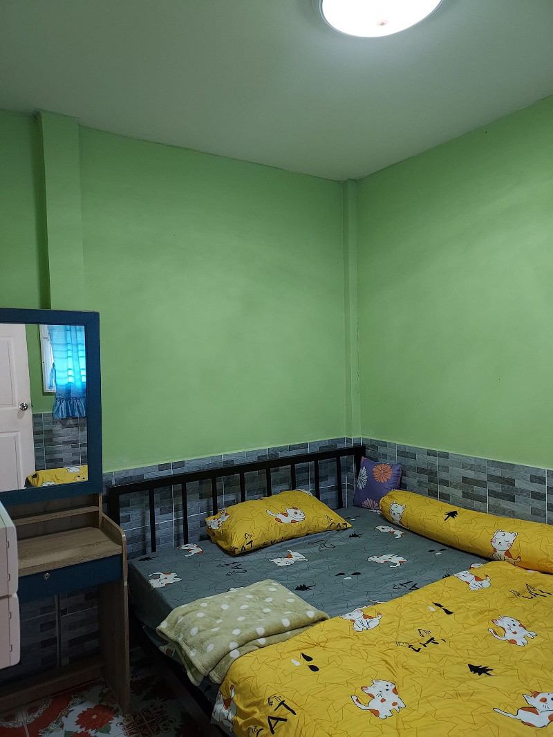 1 Bed Condo — photo 2