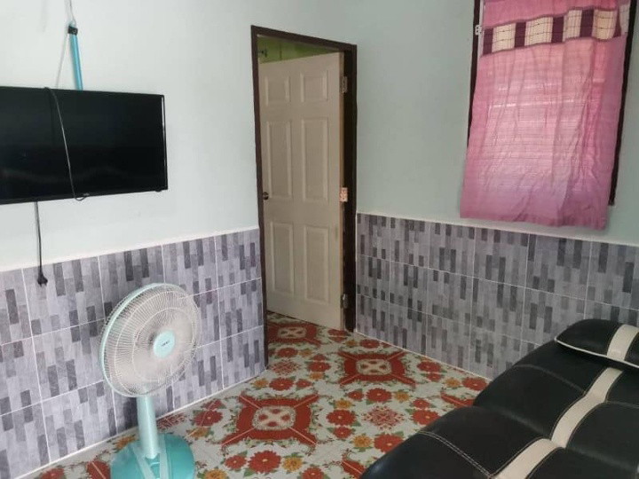 1 Bed Condo — photo 3