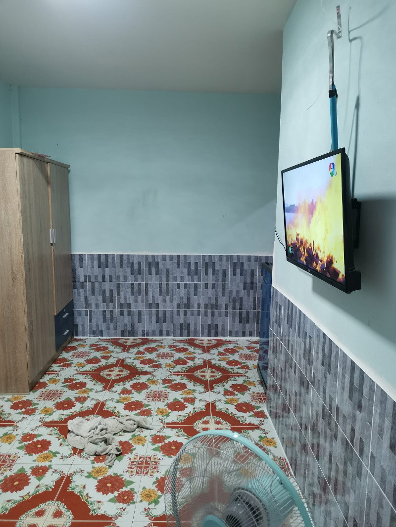 1 Bed Condo — photo 4
