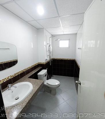 1 Bed Condo — photo 3