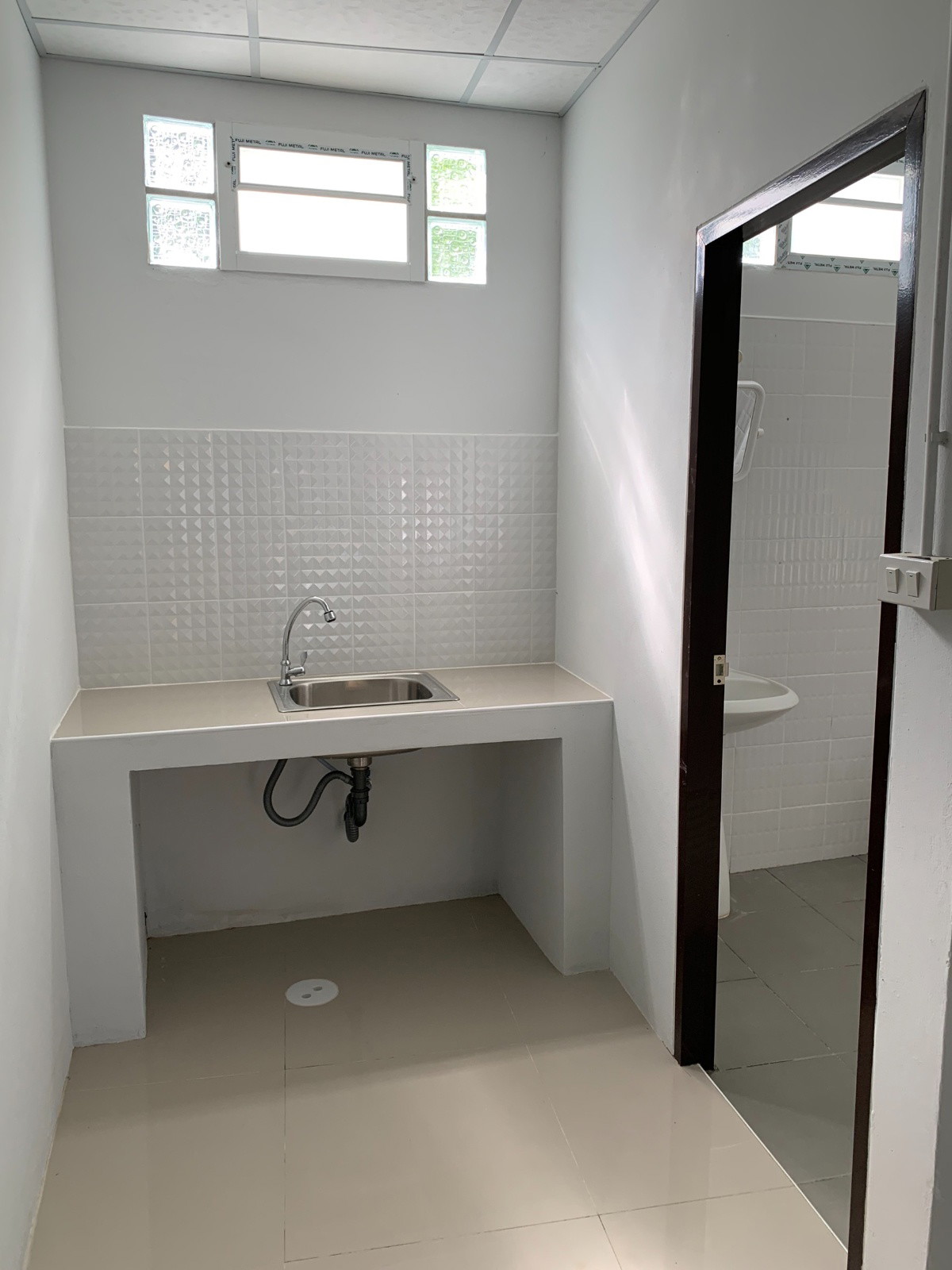 1 Bed Condo — photo 4