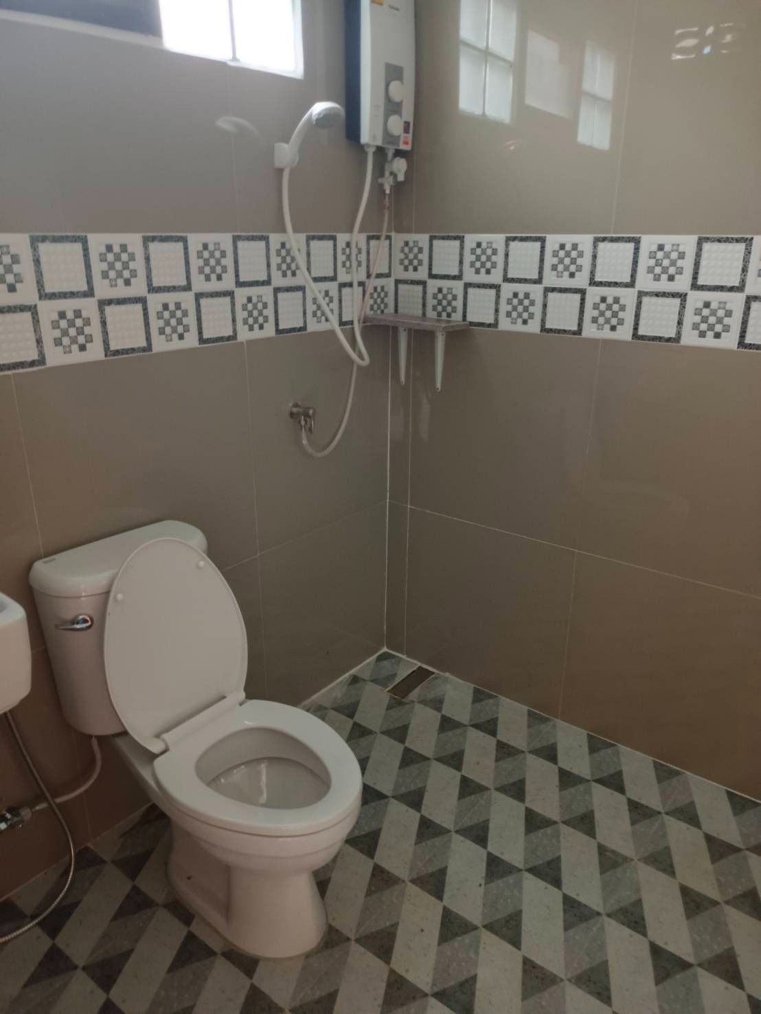 1 Bed Condo — photo 2