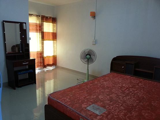 1 Bed Condo — photo 2