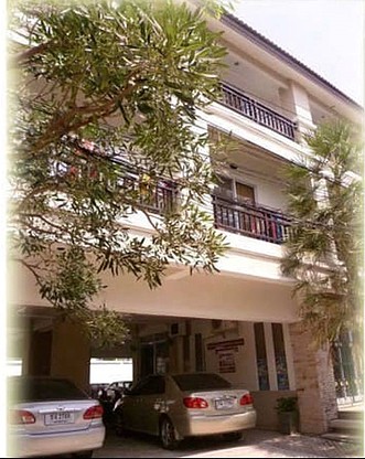 1 Bed Condo — photo 2
