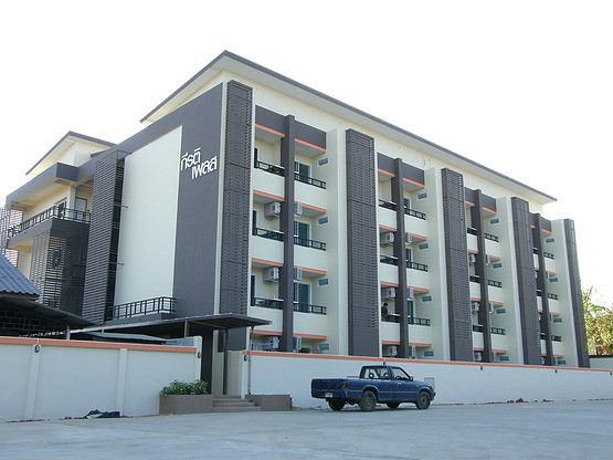 1 Bed Condo — photo 2