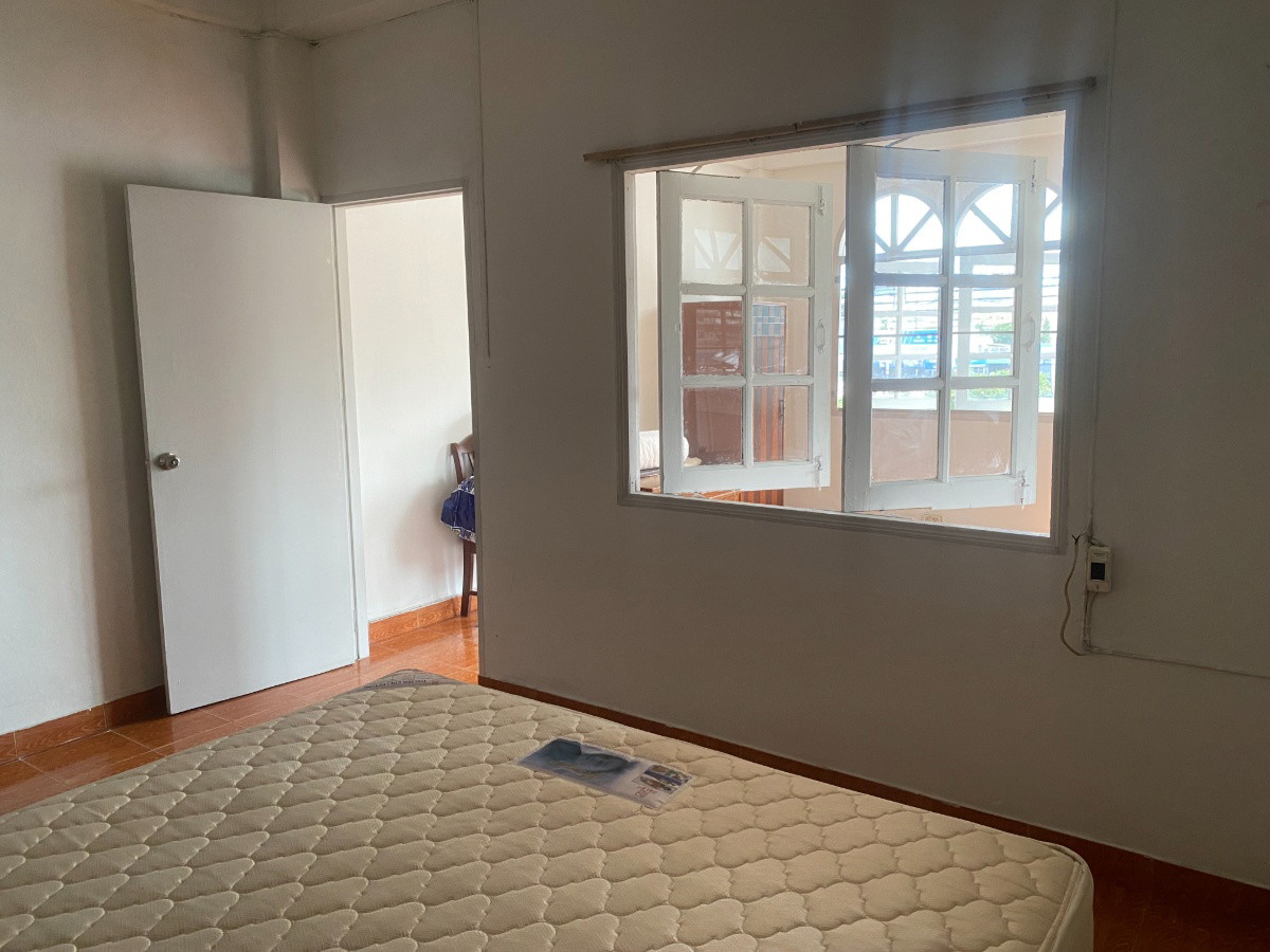 1 Bed Condo — photo 4