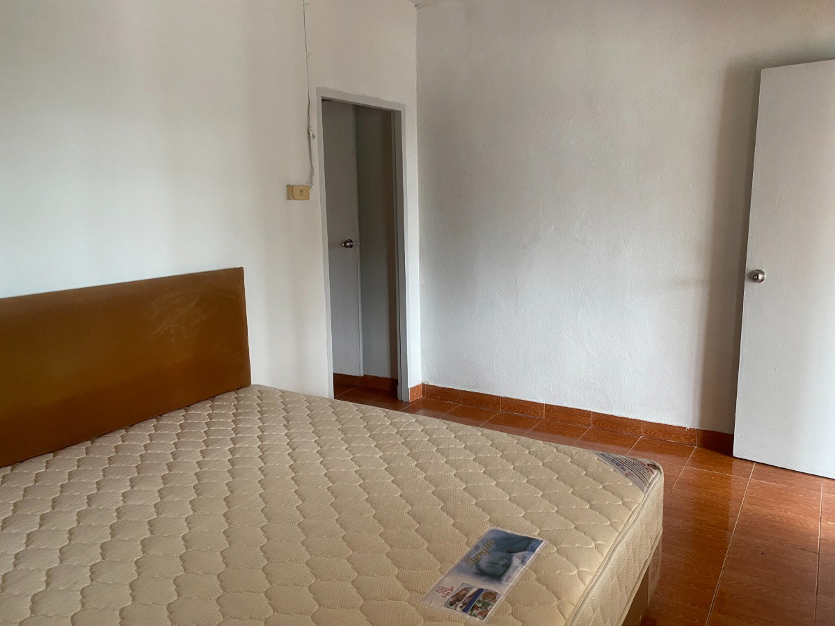 1 Bed Condo — photo 5