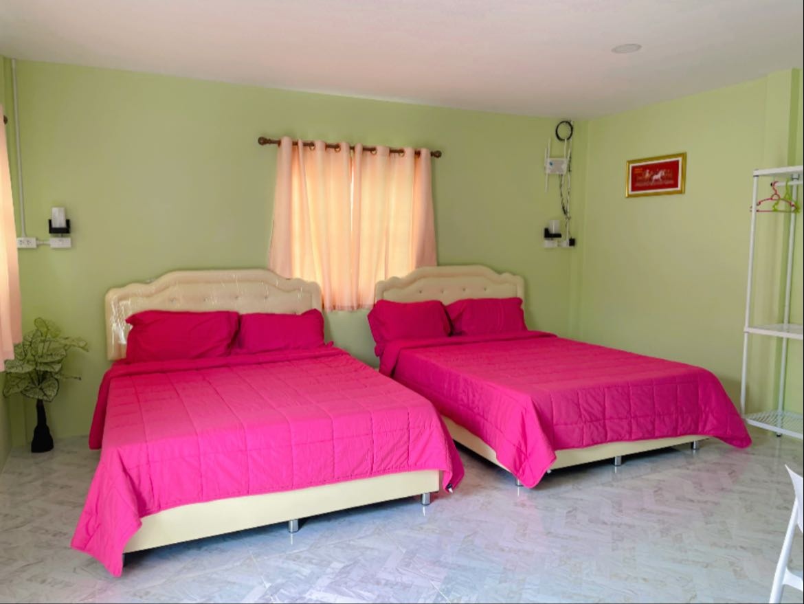 1 Bed Condo — photo 4