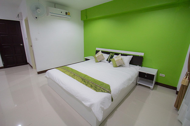 1 Bed Condo — photo 5