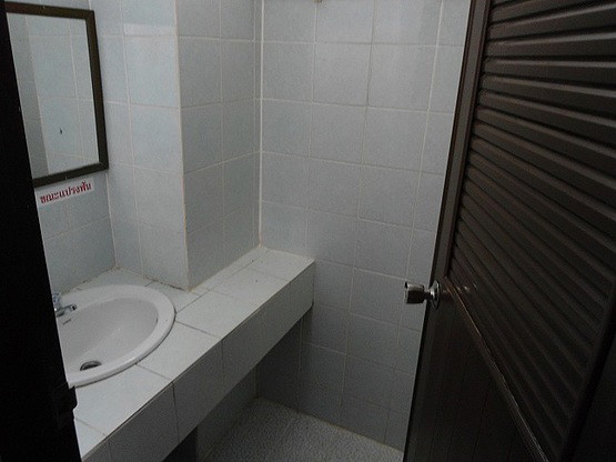 1 Bed Condo — photo 3