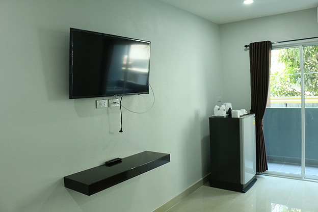 Condo — photo 4