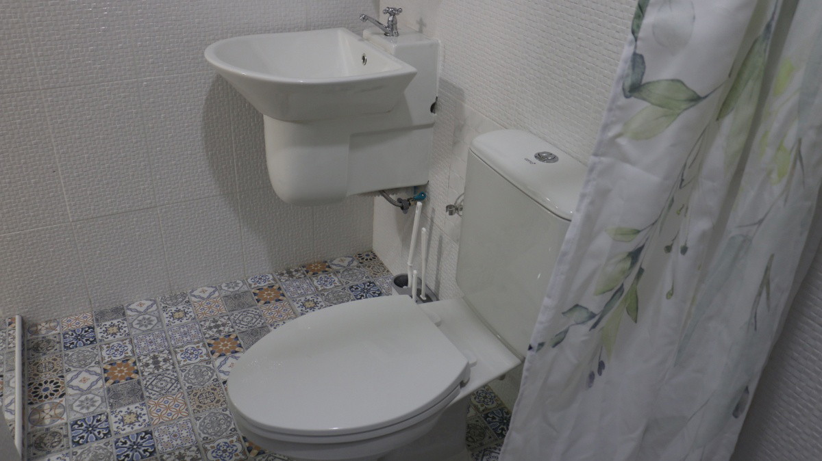 1 Bed Condo — photo 3