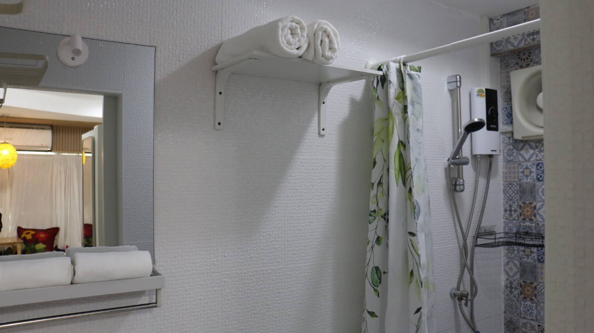 1 Bed Condo — photo 4