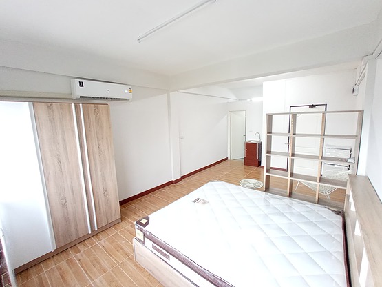 1 Bed Condo · Khlong San, bangkok