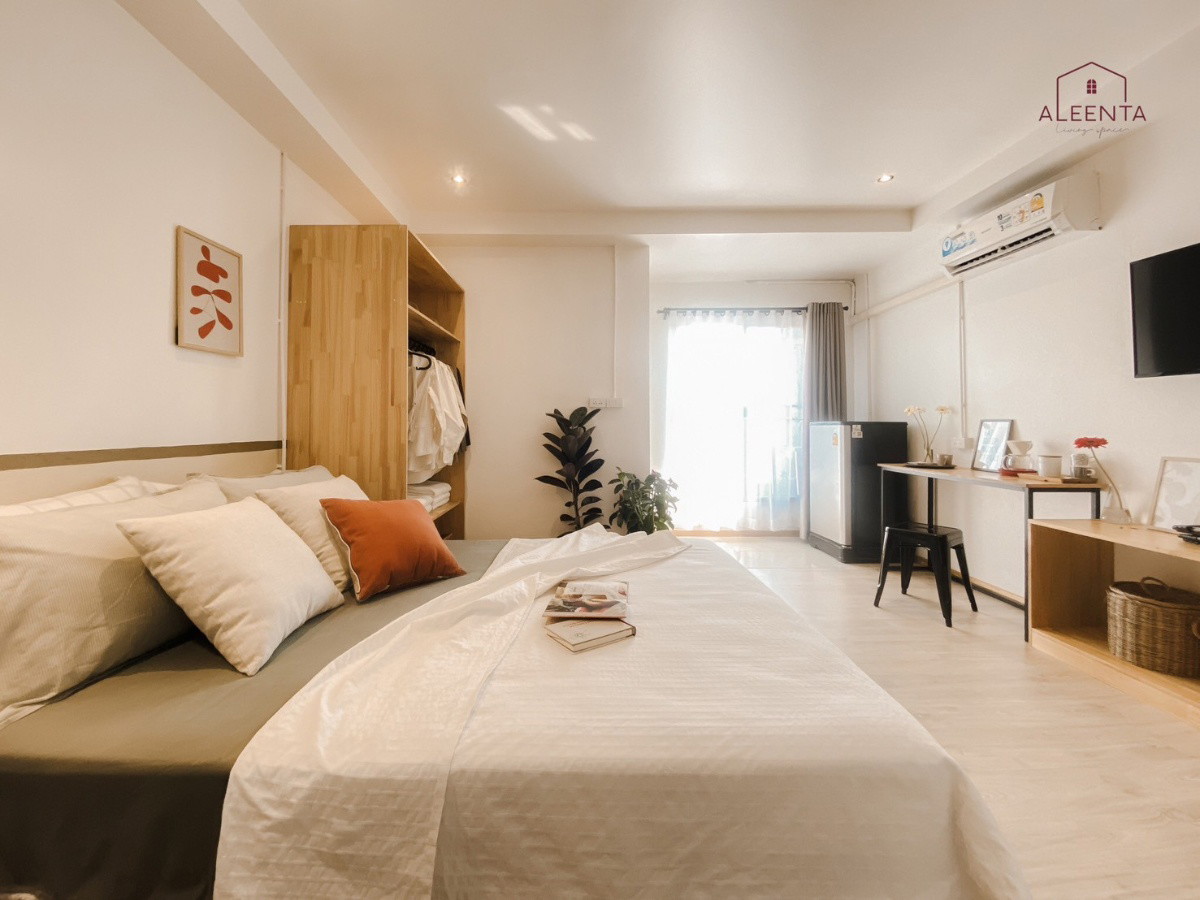 1 Bed Condo — photo 4