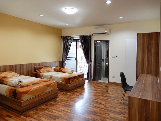 1 Bed Condo · Khlong San, bangkok — photo 4