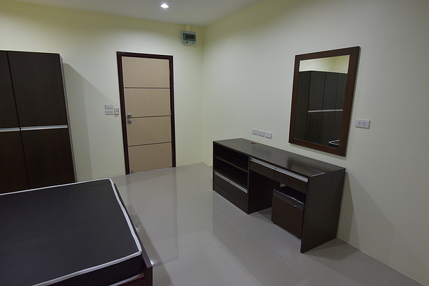 1 Bed Condo · Yan Nawa, bangkok — photo 2