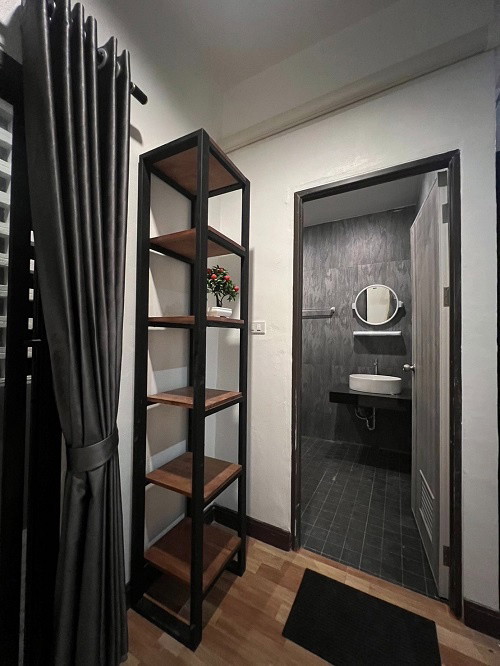 1 Bed Condo — photo 5