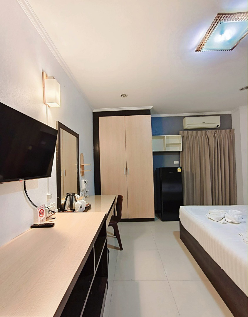 Condo — photo 5