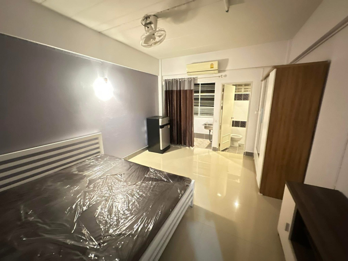 1 Bed Condo · Bang Khun Thian, bangkok — photo 3