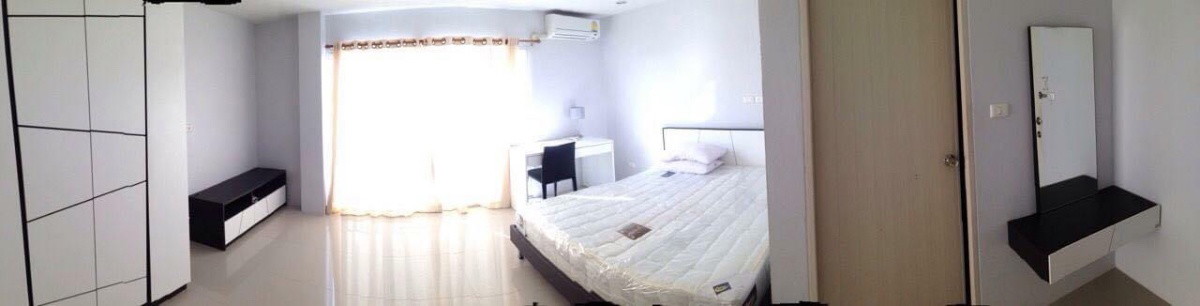 1 Bed Condo — photo 1