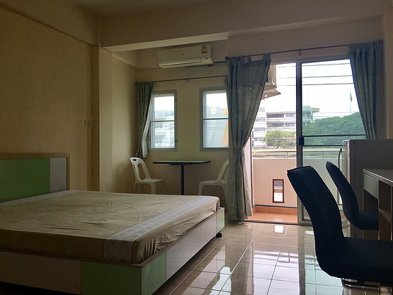 1 Bed Condo · Mueang Chon Buri, chon_buri — photo 2