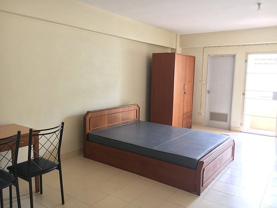 1 Bed Condo — photo 4