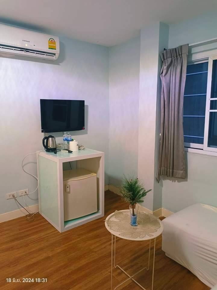 1 Bed Condo · Phra Khanong, bangkok — photo 3